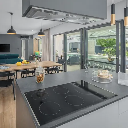 Cozy In With Wifi Holiday home